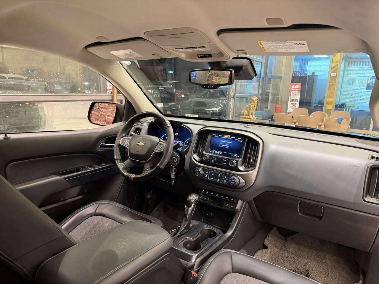 MCA IRAQ 
——————————
BRAND : CHEVROLET COLORADO
CLASS : Z71
ENGINE : V6 - 3.6L - 4×2
STATUE : 1 PART PAINT ١ قطعة صبغ 
YEAR : 2022
PRICE : 19.500 $ 
COUNTER : 48.000 MILE
IMPORTING : وارد امريكي
ADRESS : Erbil , أربيل شارع ١٠٠م صف دائرة گمرگ
FOR IFORMATION CALL US :
MARHABA CARS 
 📞 : ***********
📞 : ***********
