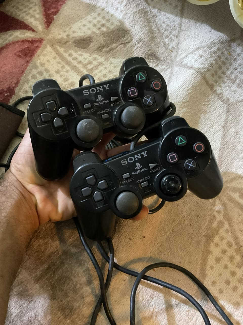 جوستكين اصليات بيهن دكم متشتغل 
بلي وان مكان لايشكل القرص صجماته مشلوعات شغال سعرهن كلهن ٢٠


**إذا كنت صاحب هذا الإعلان وتريد حذفه لأي سبب، رجاءا أرسل رسالة إلى الدعم الفني**