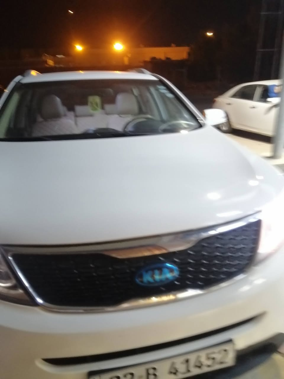 سلام عليكم للبيع سورنتو ١٥ خليجي بسمي محرك ٢٤٠٠ جي دي بلاد ٧راكب ٣قطع تبريد بصمة تشغيل بصمة بيبان تحكم استيرن وبيه هواي موصفات بيهه صبغ جاملغ وبنيد بدون دواخل رقم أربيل انكليزي جديد بسمي سنوية ل ٣٠ سياره حلوه احله من الصور السعر ١٦٠ وبيه مجال قليل التصال على رقم ***********
