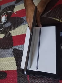 ايبات ايفون 9 جديد مستخدم قليل لحد يكول بطاريه شكد 9 كلها 99 كامل ملحق...