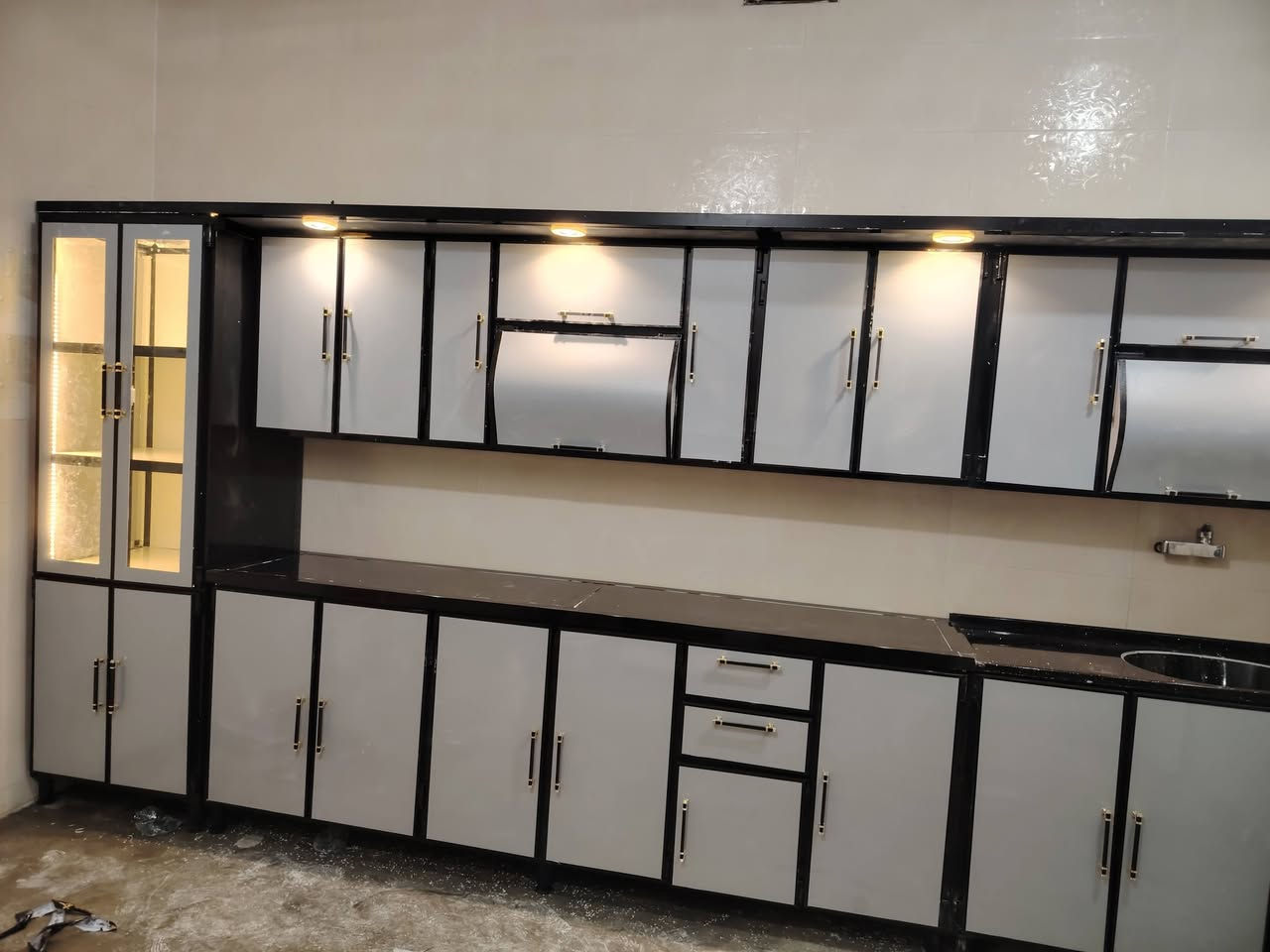 القمة للألمنيوم التركي ضمان 5سنوات 
سعر المتر 140 الف


**إذا كنت صاحب هذا الإعلان وتريد حذفه لأي سبب، رجاءا أرسل رسالة إلى الدعم الفني**