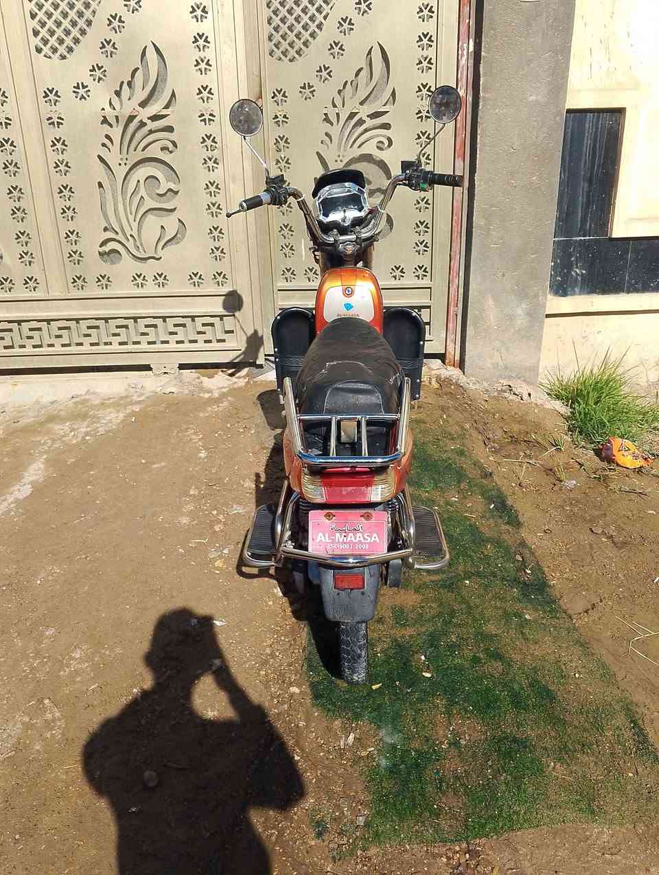 السلام عليكم  ماطور هارلي مناخصه شي تشغيل بصمه وسويج  وبي نضام مانع سرقه و يرجع بك المكان الفلوجه حي الشهداء رقم الهاتف *********** السعر 250 وبي مجال
