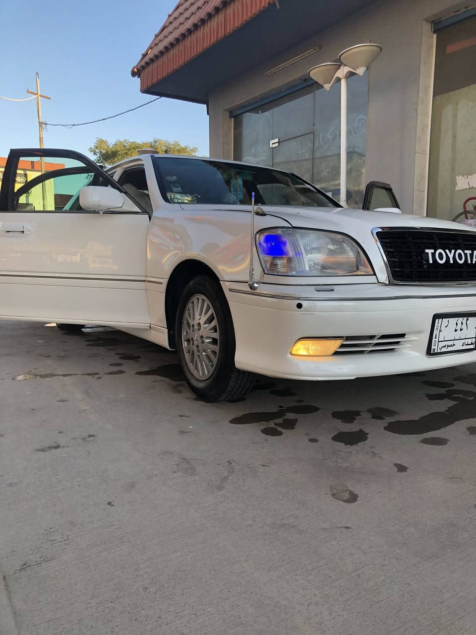 36 گه لا و مه جال خوار هه مو بازار
2003
مه كينه بچوك 171 
ته بريد
٤ تايه مانگيك نابيت به ستومه لوكه
رونى گيرو مه كينه و بريك گوراوه 
پيشى عادى پتشى كريستال
دو دوگمه په رده
ناو ره ساسى
داژبول نه جه ف
سه ماعه كانى گوراوه
شاشه 
36 گه لا 
 0770 871 54 57
