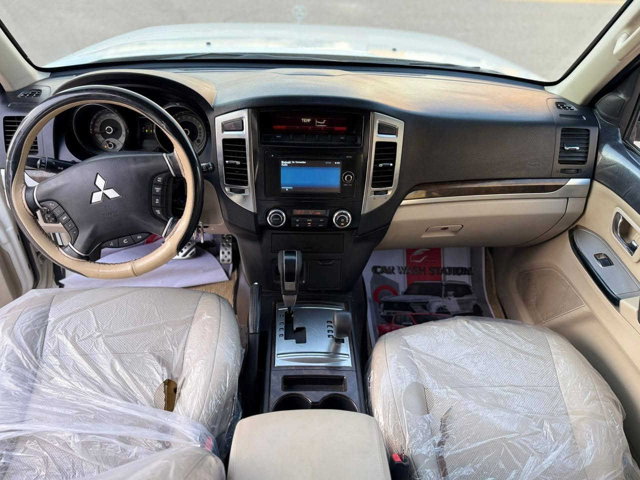 سلام عليكم باجيروا  حبتور خليجي موديل 15 باسمي تحويل مباشر
كفاله عامه من ضربه صبغ تبديل  من كلشي 

مكان السياره كربلاء سعرها   159. 

استفسار. ***********

