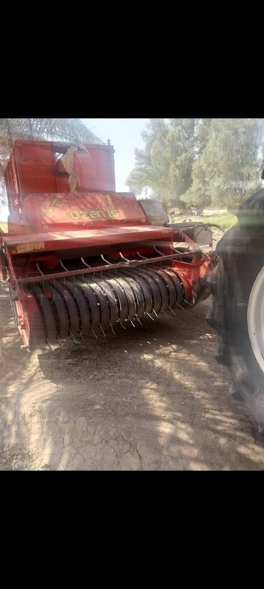 السلام عليكم تبانه للبيع نوع تركي حجم٩ مكفوله جاهزه للعمل مع عربانه شرط النظافه فول للاتصال *********** 
السعر ٦٠ورقه
