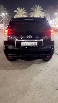 تويوتا برادو للبيع موديل 2013  6 سلندر بأسمي رقم جديد السياره نظيفه جد...