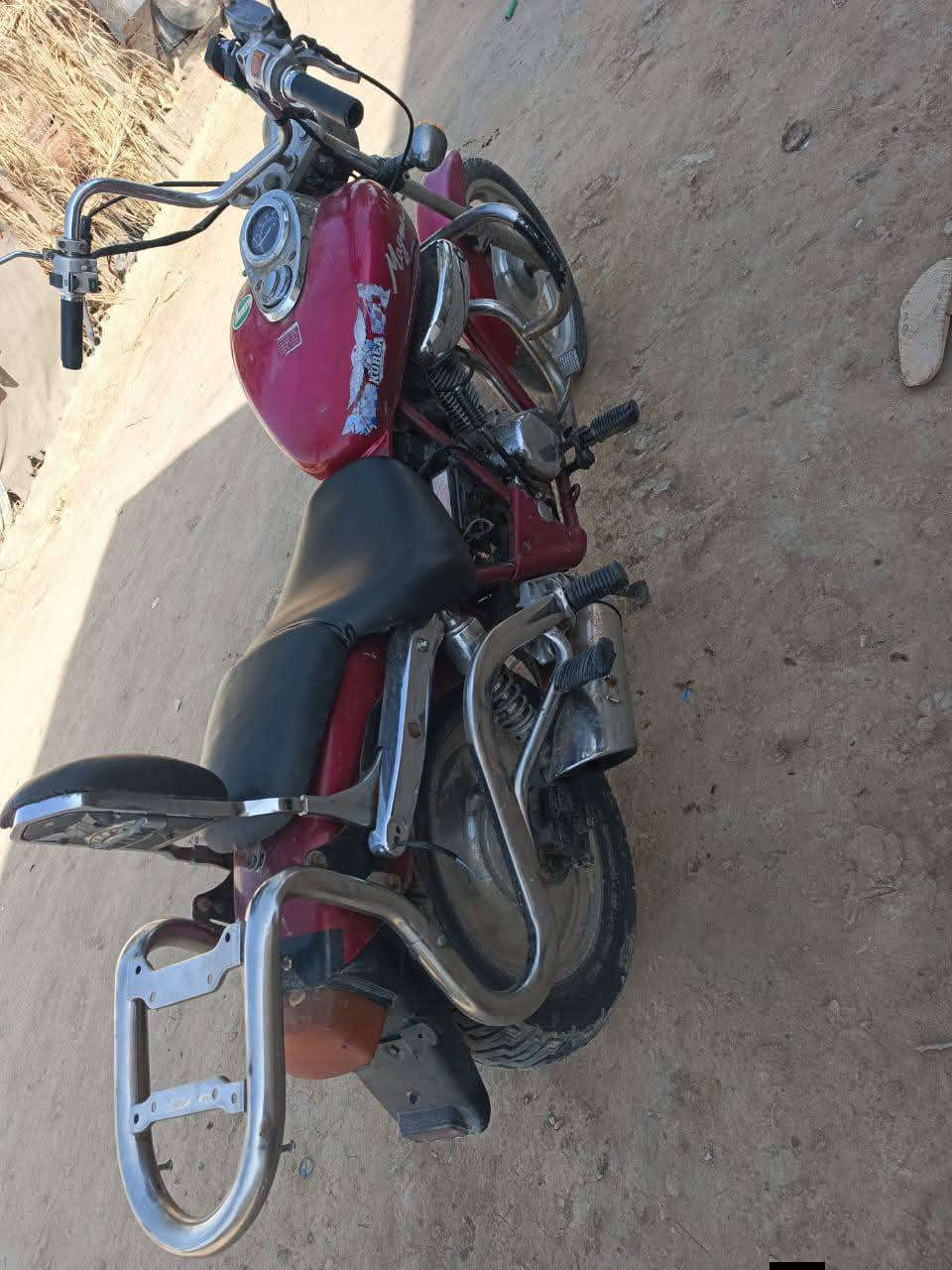 سلام عليكم دراجه كروزر هارلي موديل 92دراجه نضيفه مامفتوحه وضع بلادي للبيع سعر 700وبيه مجال لشراي
مكان بابل القاسم  ***********
