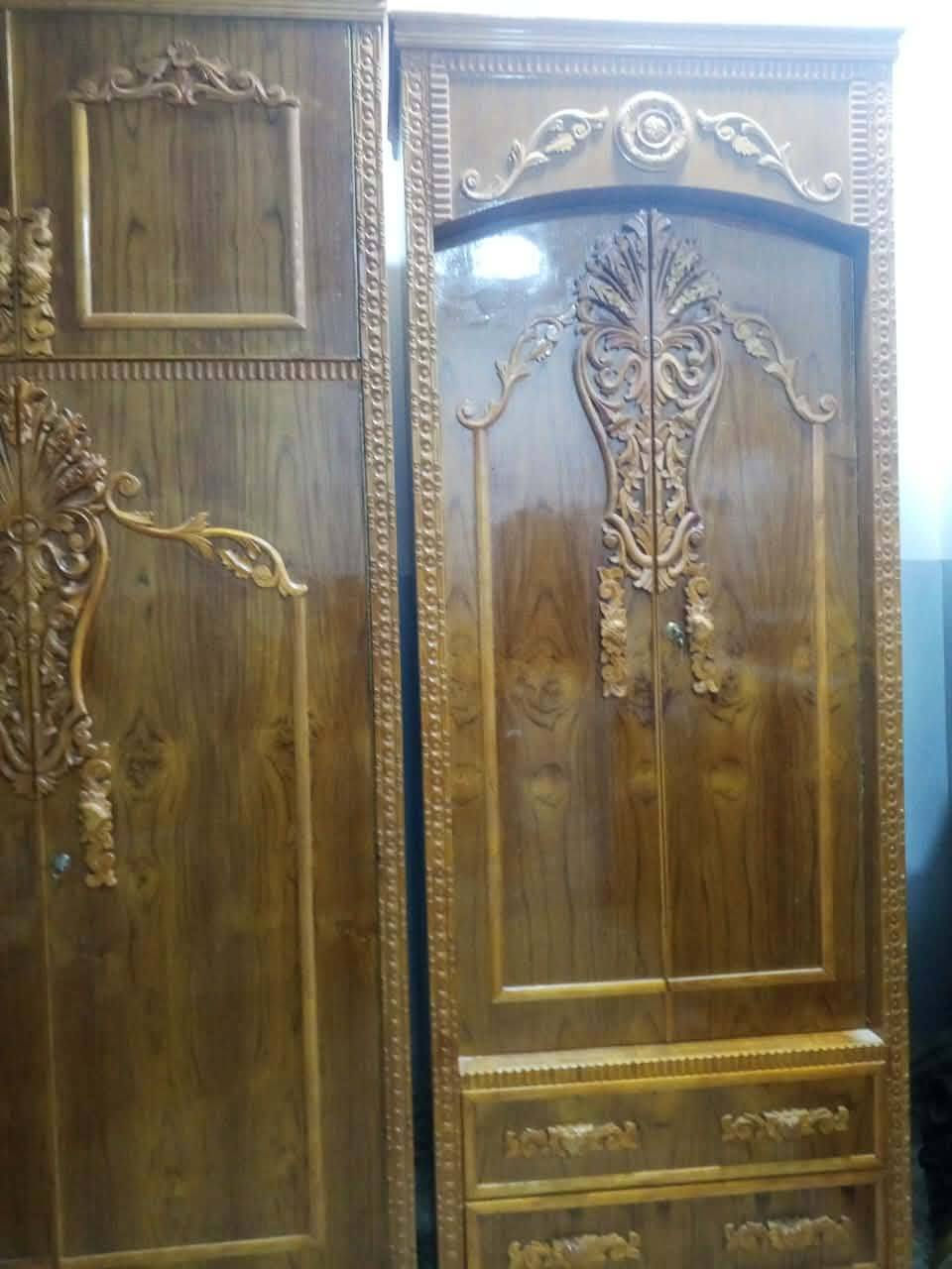 عندي هاي غرف نوم لبيع لي يريدها يخبر على هذا رقم ***********
