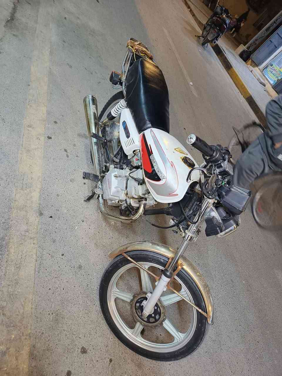 سلام عليكم دراجه 5كير اوراق اصولي مديل 2020 السعر 600بي مجال ***********
