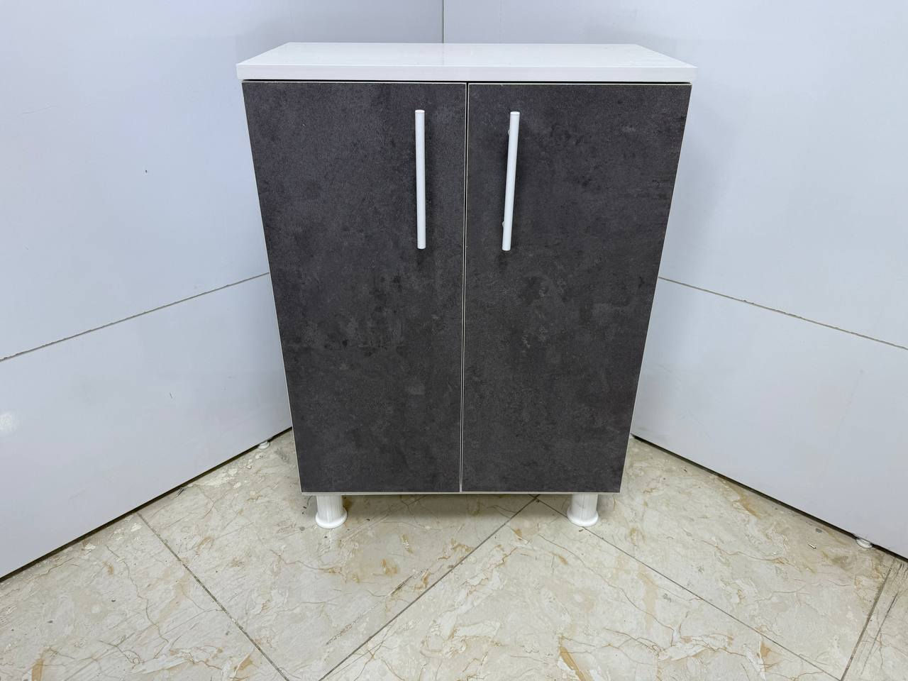 جزامه خشب 

القياسات 
84 سم الارتفاع 
 60 سم العرض 
33سم العمق 

السعر 65   الف 
التوصيل بغداد 5 الاف 
محافظات 10 الاف 

المحافظات المشموله بالتوصيل 

(كربلاء بابل نجف ديوانيه سماوه ناصريه عماره البصره صلاح الدين ديالى واسط الأنبار 👈🏻رمادي + فلوجه )


**إذا كنت صاحب هذا الإعلان وتريد حذفه لأي سبب، رجاءا أرسل رسالة إلى الدعم الفني**