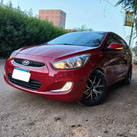 اكسنت RB • ٢٠١٩ • فتحة سقف
