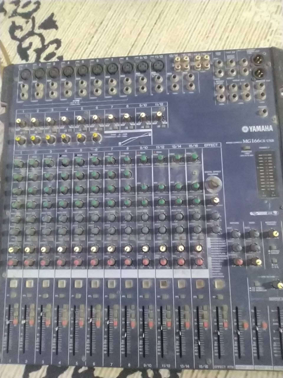 مكاسر اخرس.. بدون محولات.. مافاحصهن.. شلعه ب ١٥٠ الف..  سعر نهائي ملاحظه الياماها الجبير ٢ قطعه.. *********** يوجد توصيل
