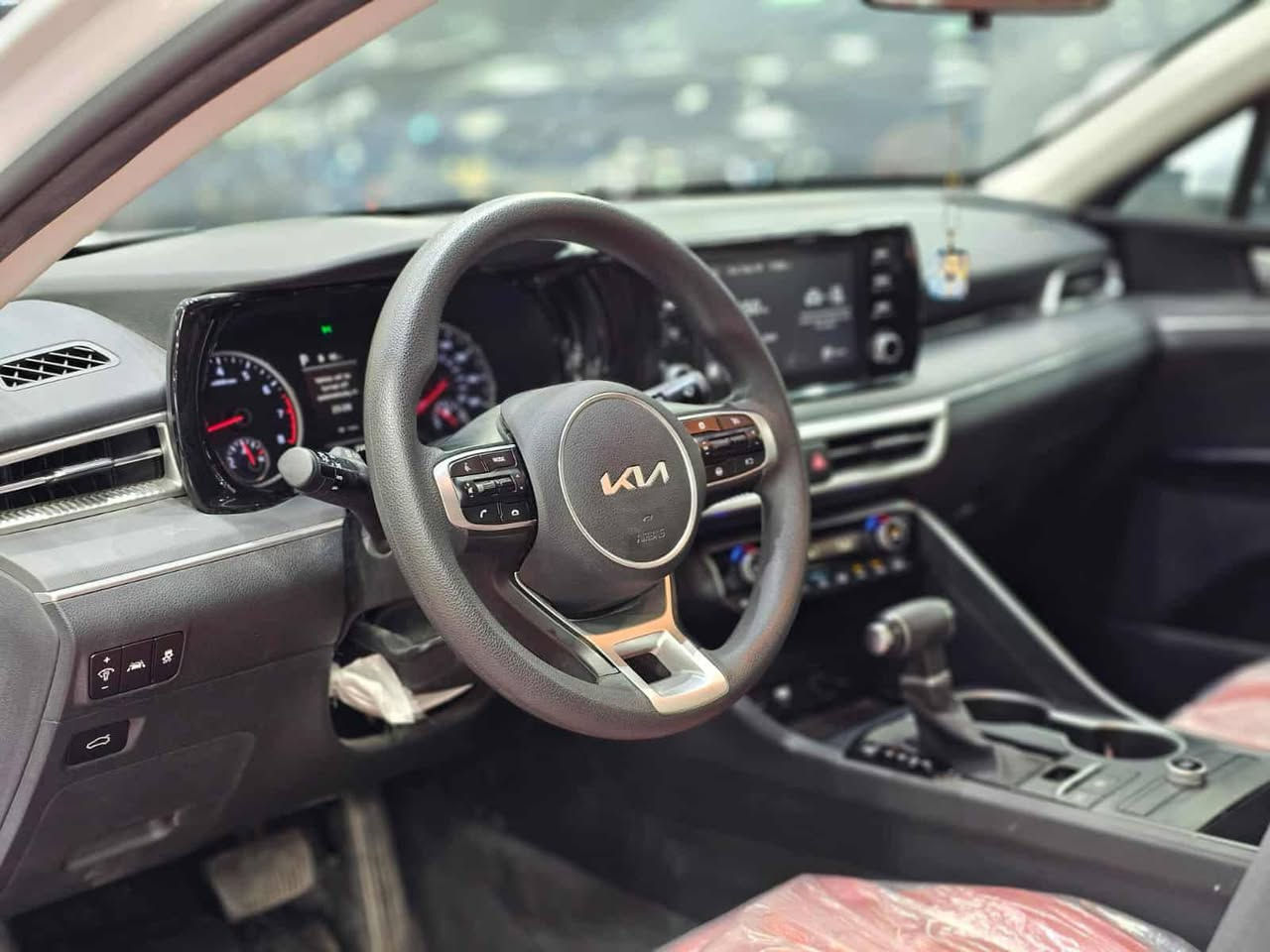 1600 تيربو يعني 
مواصفات
بصمه
قياده ذاتيه ؏ الخطوط السريعه
هاند بريك بصمه
تشغيل عن بعد 
مثبت سرعه 
نضام ABS
مانع انزلاق حساس أطارات 
بك لايت ليد
شاشة
كامره دواره
الاسلكي 
شاشه اعطال
رادار جانبيه
مراقبة النقطة العمياء
رادار الخطوط البيضاء 
كشنات جلد احمر
لايتات ‏3 عدسات 
نضام قياده أيكو + سبورت +سمارت +نورمال
بلوتوث + aux + usb
فول تحكم ستيرن
ئوتو بريك 
‏ ‏الخريطة
توقف ذاتي عند الرجوع
صندوك بصمه
‏AUTO HOLD
مصابيح خلفية LED
مصابيح ضباب LED
لاسلكي Android Auto 
 

حادث : جاملغ وبنيد بدون ايرباك  وصور الحادث ناشرهن 
  
السعر: 165وبيها مجال 
الرقم ‭***********
