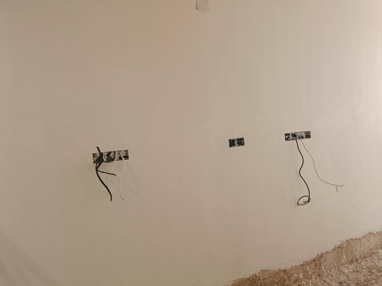 خلفه البخ درجه اولى استلام مهندسين
جص و بورك و سمت و نثر و تصفر مصاطر
عملنه داخل كربلاء تصل و اتساب
***********
