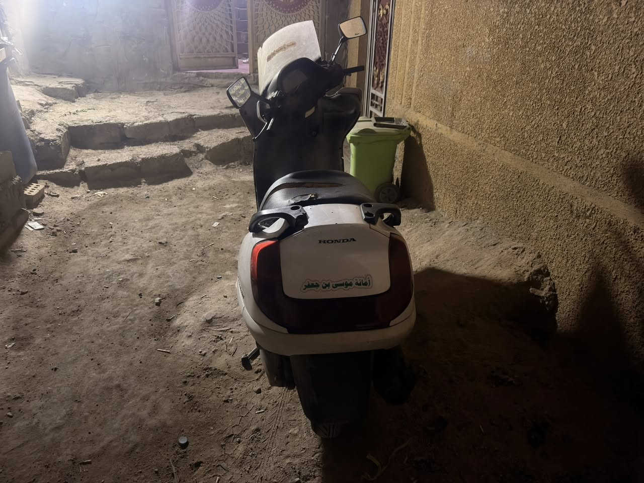 السلام عليكم دراجه فور سايد للبيع سعرها 350 وبيها مجال مكاني بغداد رقم الهاتف *********** وتساب
