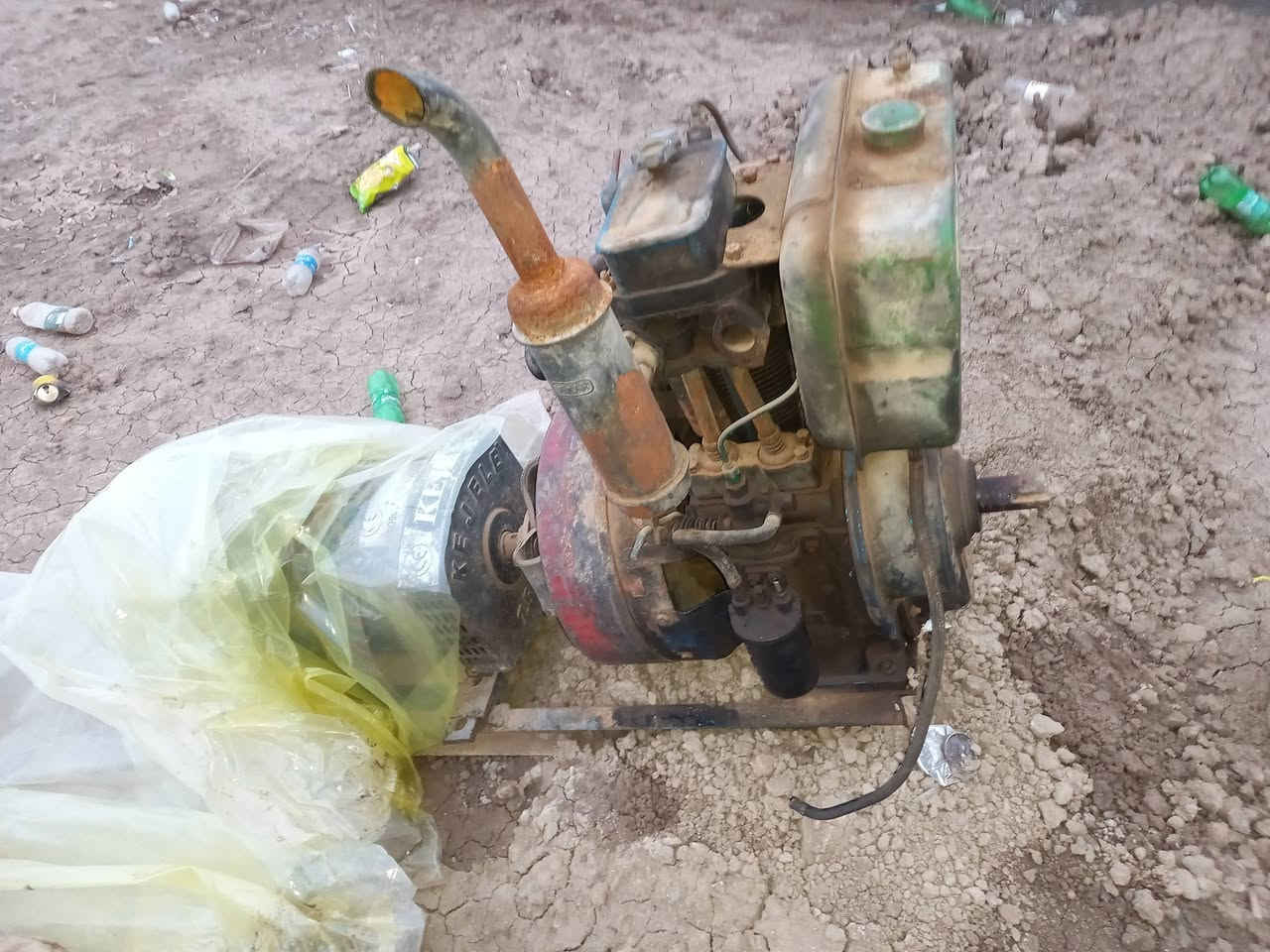 السلام عليكم للبيع مولد هندي اوبكار مكفول دينمه 7ونص كيفي السعر 450 وبيه مجال مكانه واسط صويره استفسار اكثر اتصل على الرقم ***********
