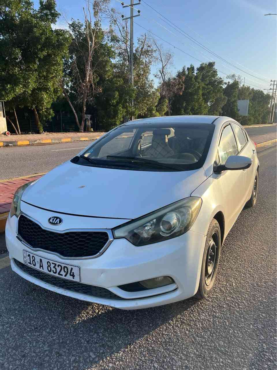 السلام عليكم ورحمة الله 
سيراتو 2015 سنوية جديده بابل 
بيها بارد بالباب الخلفي جهة الصدر 
السيارة كير تبريد محرك مكفولات 
السيارة محرك الفين 
السعر 120 وبيها مجال 
النجف حي الجامعة
*********** Singapore
