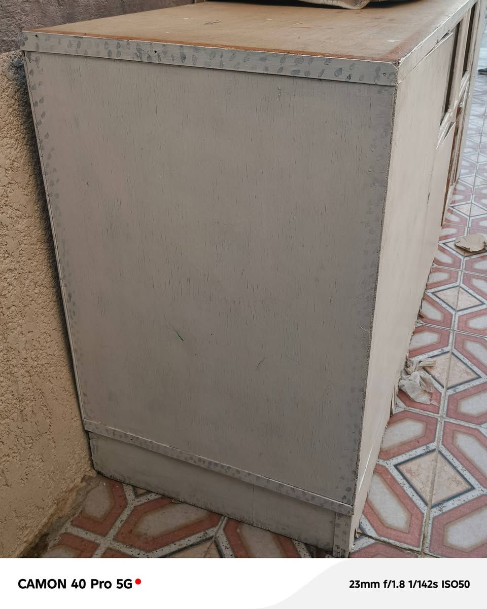 بوفيا اخشاب للبيع السعر مسومه او استبدال ب جربايه نفرين المكان كربلاء يوجد توصيل داخل كربلاء فقط ***********
