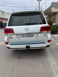 لاندكروزر • ٢٠١٩ • ١١٥٠٠٠ كم