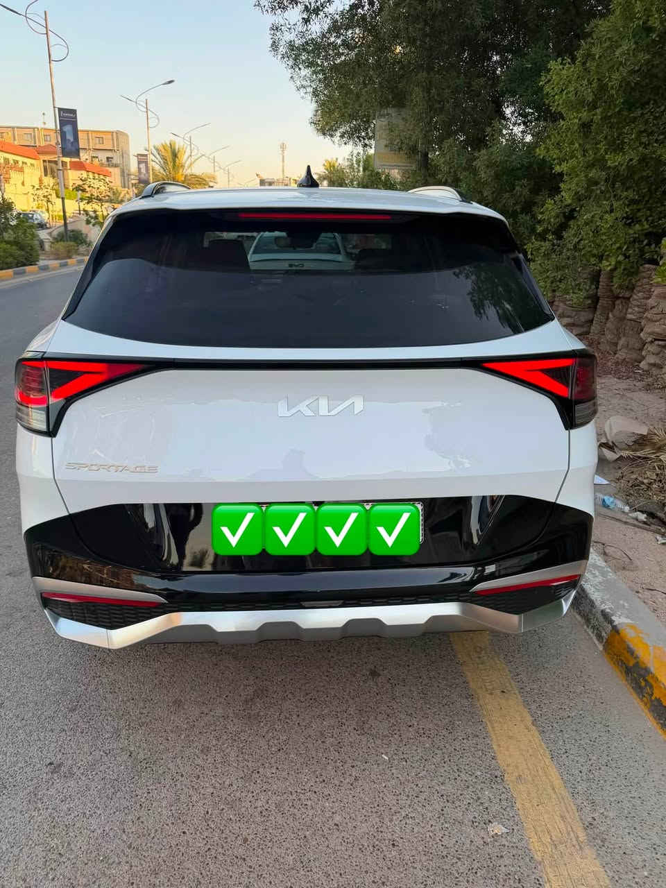 بيع مستعجل كيا سبورتج 2025 وارد أمريكي حادث دعامية امامية بدون دواخل السعر 210 ورقة ماشية 10 ألف فقط مكفولة شرط الفحص وتحويل مكاني بغداد ورقمها بغداد للتواصل  السيارة جديدة ماشاء الله ***********
