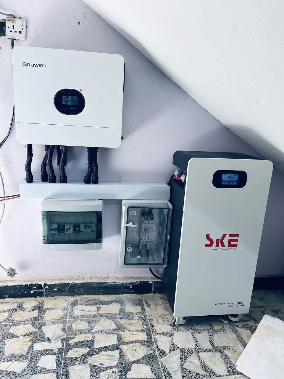 ☀️ عرض مميز من شركة ابراج المهندسين للطاقة الشمسية ☀️

منظومة 15 أمبير نهاري متكاملة
🔹 تتكون من:
✅ 8 ألواح لونجي عالية الكفاءة
✅ بطارية ليثيوم سعة 14.3 كيلو
✅ إنفيرتر 6 كيلو واط أصلي
✅ تشغيل مستقر وتوفير كبير بالكهرباء
✅ مناسبة للبيت وتشغيل الأحمال اليومية بكل راحة
✅ كفالة وخدمة متابعة بعد التنصيب

📍 العنوان: ديالى - بعقوبة - شارع خريسان
📞 للحجز والاستفسار: ***********

شركة ابراج المهندسين
خبرة وثقة في مجال الطاقة الشمسية 🔋☀️
