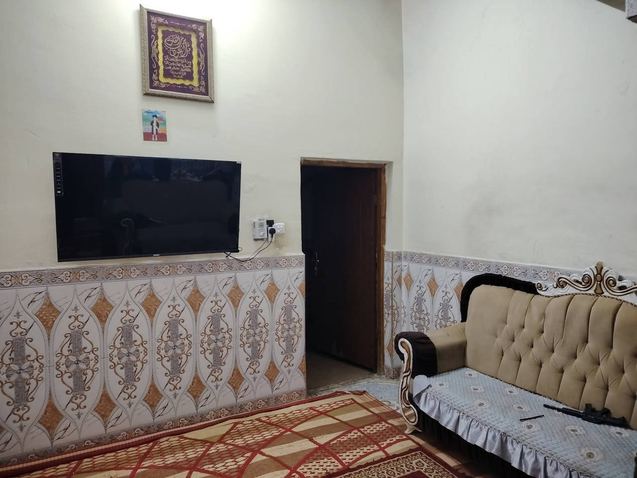 🏠 دار للبيع
📍 الموقع: حي الحسن العسكري / حي لازم (الدوانم)
📏 المساحة: 100 م
📜 نوع السند: 25 زراعي
مواصفات الدار:
ديوانية
مطبخ
صالة مفتوحة
غرفة في الطابق الأرضي
غرفة في الطابق العلوي
نقص فقط "أبياض وأرضية"
📍 الموقع قريب من جامعة ميسان (من جهة الباب الخلفي)
💰 السعر: 55 مليون 
📞 للاتصال: ***********
