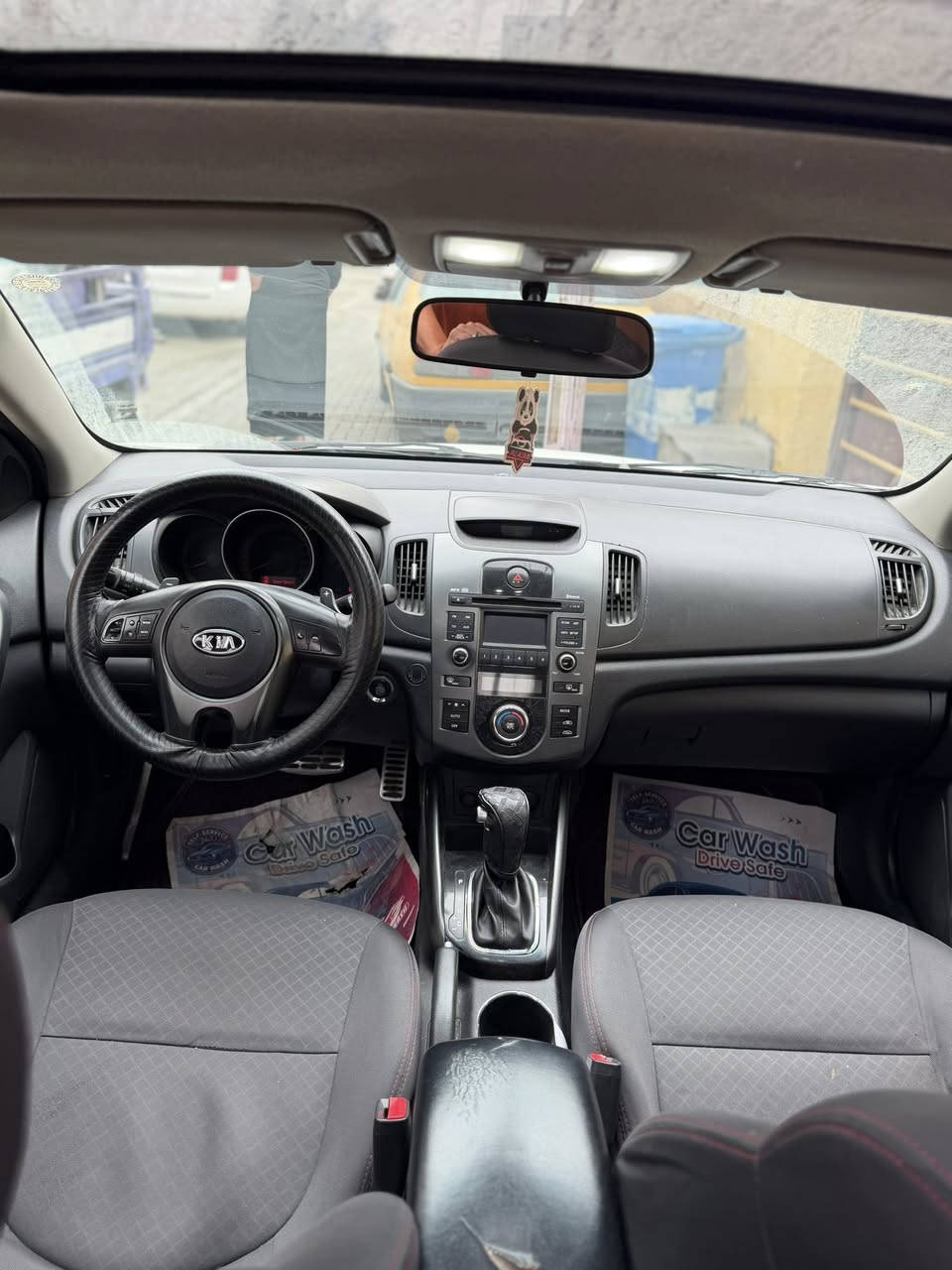 ً
السلام عليكم 
كيا سيراتو 2011 خليجي فول مواصفات بصمه فتحه مري شفط داخل احمر حاكيه تحكم ستيرن ويل 17 رقم سليمانيه الجديد هزه وارقام جديد تحويل ثاني يوم السياره كير 6 نمر  بيهه صبغ بسيط بلباب الخلفي فقط وياك على السونار سياره جديده بمعنى الكلمه ماشيه 133 مابيهه اي نقص على وضع الشركه #السعر112
العنوان بغداد البياع الشرطه الخامسه
***********
***********
