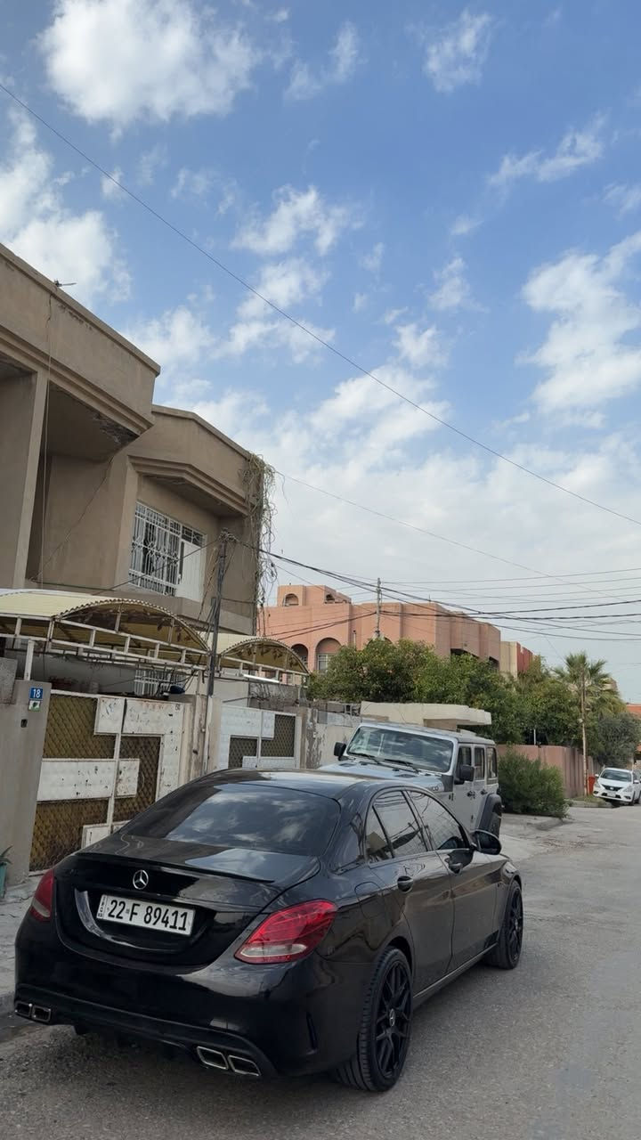 سلام عليكم
مارسدس موديل 2016 C300 كيت 63🔥🔥
بدون مراوس 

بيها موافقة جام مضلل ٪؜٨٠ سنه🚗

‎بجم عدسات زنون 
رادار جانبي 
نضام ترحيب اضويه جانبيه بليدات مال باب 5 بصمه دخول ذكي صندوق كهرباء 
كامره خلفيه دواره  
ويل كب بلادي حجم 18 تخم تاير جديد  تحكمات استيرن وشفتات استيرن 
تبريد قطعتين هند بريك دكمه
 انضمه قياده 
كشنات كهرباء وخزن 
وتدفئه الكشنات الاماميه 
ستيرن كهرباء  دبل ماوس 
مكينه 2000 تيربو 
ماشيه 63 مايل 
لد نهاري رادار جانبي والمرايات الجانبيه قلابه كامره خلفيه دواره 
سياره وارد امريكا يعني داخل كليت تايتل
بالعراق 
 صبغ بالعراق قبغ جنتا شبر سبغ باقي كفاله كفاله شرط سونرررررر
كير محرك  صدر جاهزه
 شاشه جبيره  
ارقم اربيل تحويل مباشر  
مكان سياره اربيل شارع ٦٠
ارخص مارسدس 188ورقه بيها مجال بسيط فقط نقدا بدون مراوس نقدا فقط
***********
