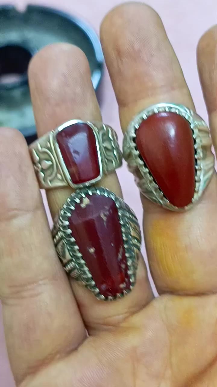 دلوات كاعنه شرط قديم صياغة يدويه 
مدينة صدر داخل تصال فقط مارد خاص 

***********
