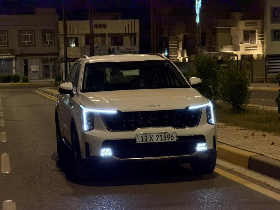 سلام عليكم سورنتو 25
فول ماعده فتحه وتبريد كشن

5كامرات

تشغيل عن بعد 

تقديم عن بعد

فول حساسات

جنطه كهرباء

ماشيه 1000

على وضع شركه

مغلفه كاع وكشنات 

رقم بغداد ب اسمي مكاني كربلاء 

‭***********‬
