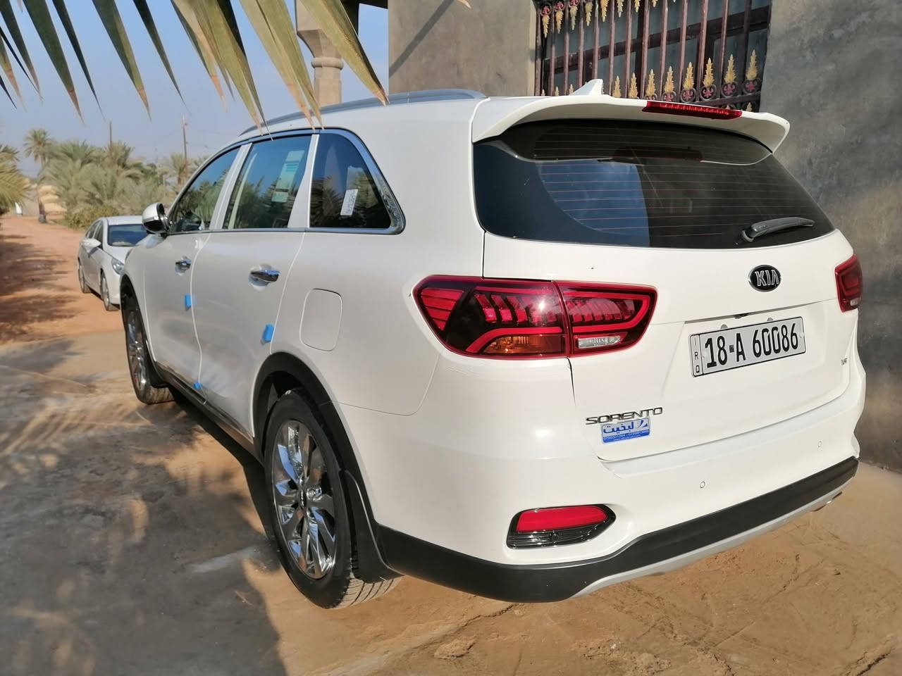 السلام عليكم ورحمه الله وبركاته
بيع
كيا سورينتو موديل 20 وارد خليجي 
رقم بابل مشروع وطني باسمي 
فول عادل بانوراما كفاله عامه 
ماشيه 80
محرك 6 سلندر كفاله 
كير 8 نمر 
شاشه جي بي اس وايرليس 
تحكم جهتين بصمه ابواب 
بصمه تشغيل ثلاث قطع تبريد 
حساس خلفي امامي ميري كهرباء شفط 
ترحيب عند الاقتراب 
 ويل 19 
كشنات جلد كهرباء 
سبعه راكب
بردات اصلي خلفي 
دبل شباك نيكل 
لايت 3 عدسات 
رقم هاتف *********** عنوان نجف سعر267 وبيه مجال
