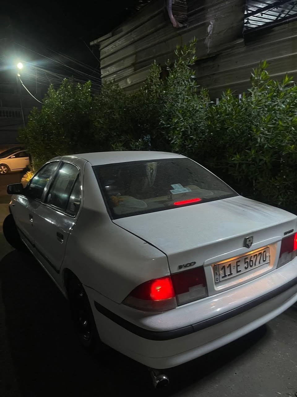 السلام عليكم سمند موديل2013
كير مكينة خير من الله

تبريد ثلجج 

تخم تاير جديد

سياره خير من الله جاهزه ومابيها نقص كبل بوجهك للشارع

السياره مكفوله من الضربه عدا الجاملغ الأيسر الخلفي بي كد شبر معدل على البارد نصبت السياره تخبل جمبازيه فول

تحويل ثاني يوم شراي اتصل وتأمر أمر

*********** 

مكاني بغداد المشتل شارع الكوسترات 

السعر ٥٤ وبيها مجال للشراي
