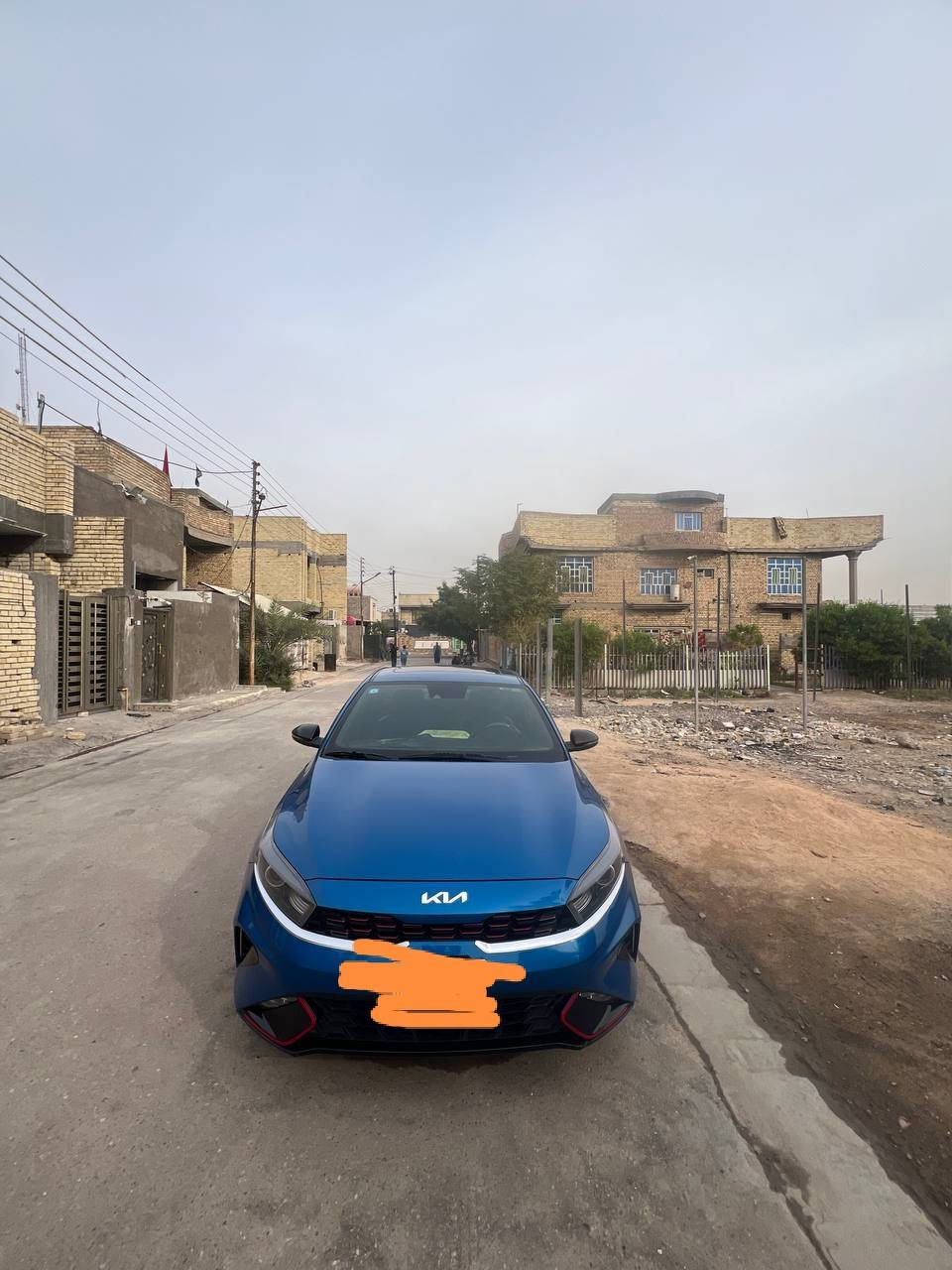 السلام عليكم فورتي جيتي لاين مديل 23 فول مواصفات واحد على واحد حادث خفيف هلال جاملغ ونصبغ نص  وبارد اربع صابع بل باب بجم كبس جنط كبس جنط كبس ماشيه 26فول مواصفات واحد على واحدد
تخم تايرات جديد مانقصها اي شي 
سعر 180 مكاني بغداد 
رقم ***********
