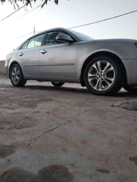 سوناته موديل ٧ للبيع مكينه ٣٣٠٠   رقم ديالى جديد ***********
