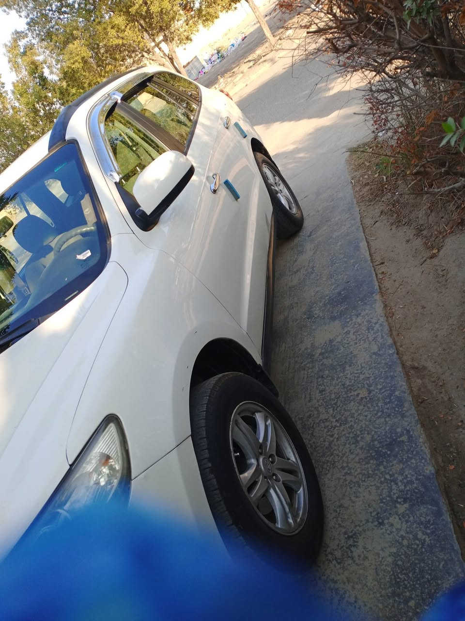 سنتافيا ٢٠١٢ بغداد وارد امريكي بدون ايرباك مكينه ٤ سلندر دوش السياره ٥ راكب فورويل مصبوغه حزام بسبب الشخوط تعديل جاملغ وشويه بالبنيد بدون دواخل ضربه الوارد تبريد تدفى شغاله سياره جاهزه السعر ١٢٥$
رقم الهاتف ***********
