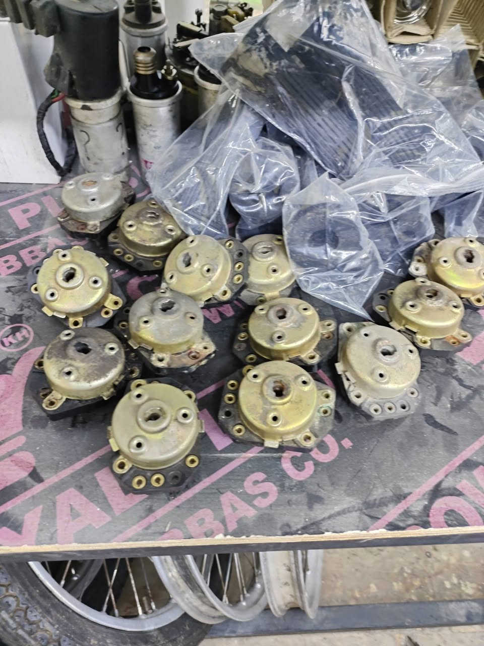 السلام عليكم جنايتنة الاعزاز قطع غيار ألماني للإستفسار الاتصال على الأرقام ***********/ *********** / وتحياتي للجميع مكاني النجف الأشرف شارع حنون مقابل مدرسه جمهوريه توصيل لكل العراق
