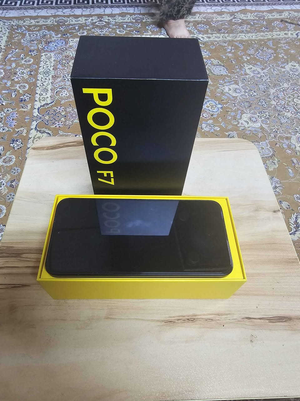 للبيع Poco F7 (نظيف جداً)
  السعر: 550 الف بي مجال مكاني كركوك ما عندي توصيل. 
استخدام خفيف جداً ونظيف 100% بدون أي خدوش أو مشاكل
 المواصفات:
المعالج: Snapdragon 8s Gen 4
الرام: 12GB + 6GB RAM توسعة
التخزين: 512GB UFS 4.1
الشاشة: 6.83 إنچ AMOLED 120Hz
البطارية: 6500mAh 
الشحن: 90W
 الملحقات:
كرتون أصلي
شاحن + سلك أصلي
شاشة ضد الكسر و الخدوش
كفر أصلي
 الحالة:
الجهاز نظيف جداً + بطارية 99%
ما مفتوح ولا بيه أي صيانة. كركوك, العراق


**إذا كنت صاحب هذا الإعلان وتريد حذفه لأي سبب، رجاءا أرسل رسالة إلى الدعم الفني**
