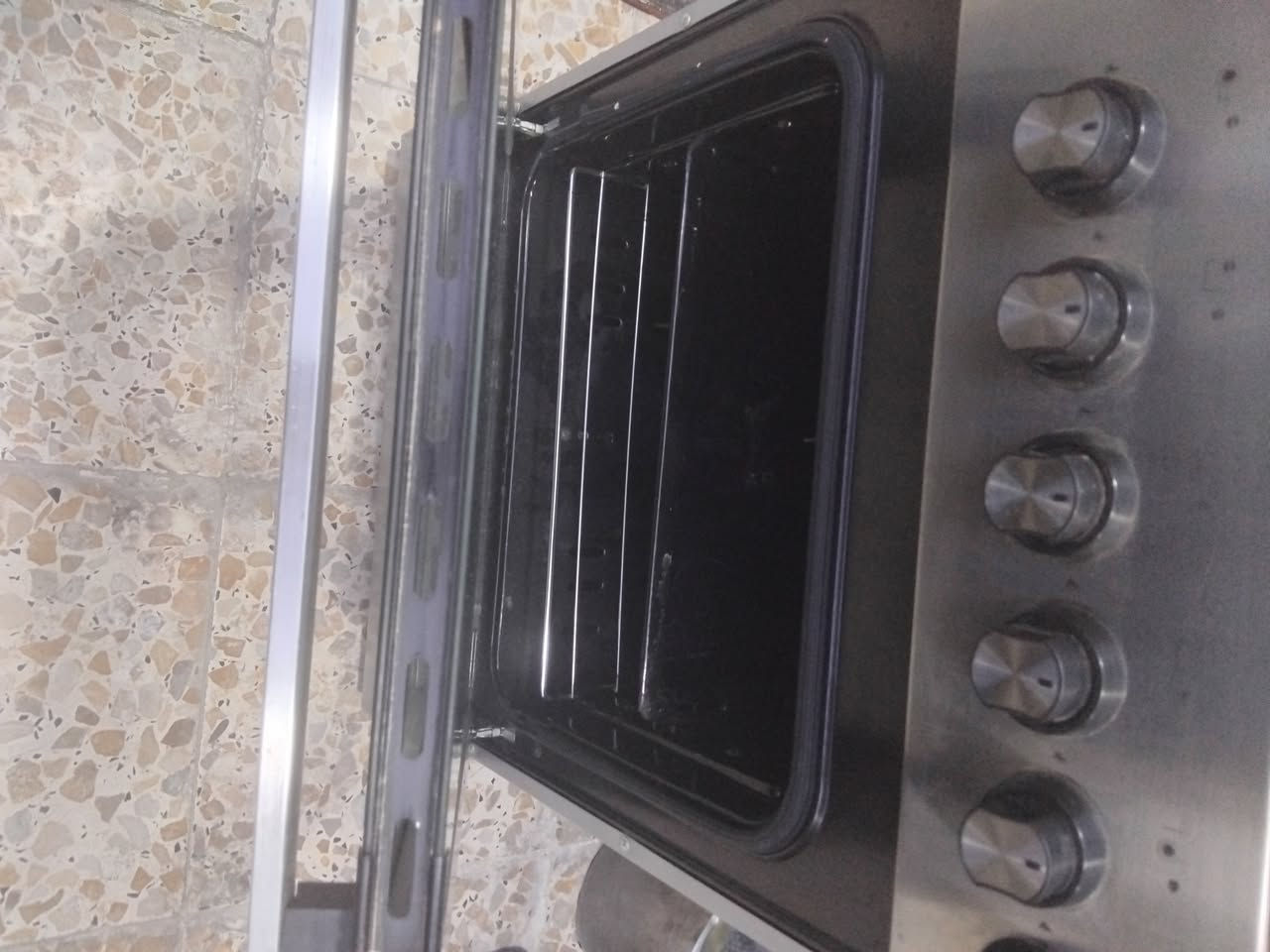 طباخ اخو جديد استعمال اسبوع اريده ١٤٠مكاني اسكان منصور بغداد عندي توصيل ***********
