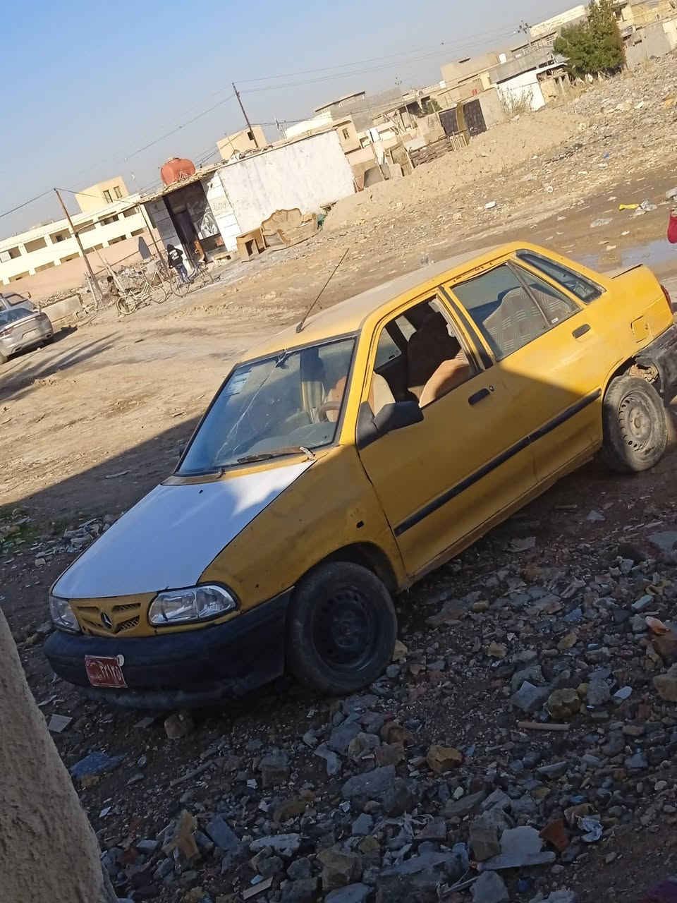 سايبه موديل2012سياره مكينه جديده بدون راعي سعرها مليون وربع الرقم الهاتف***********
