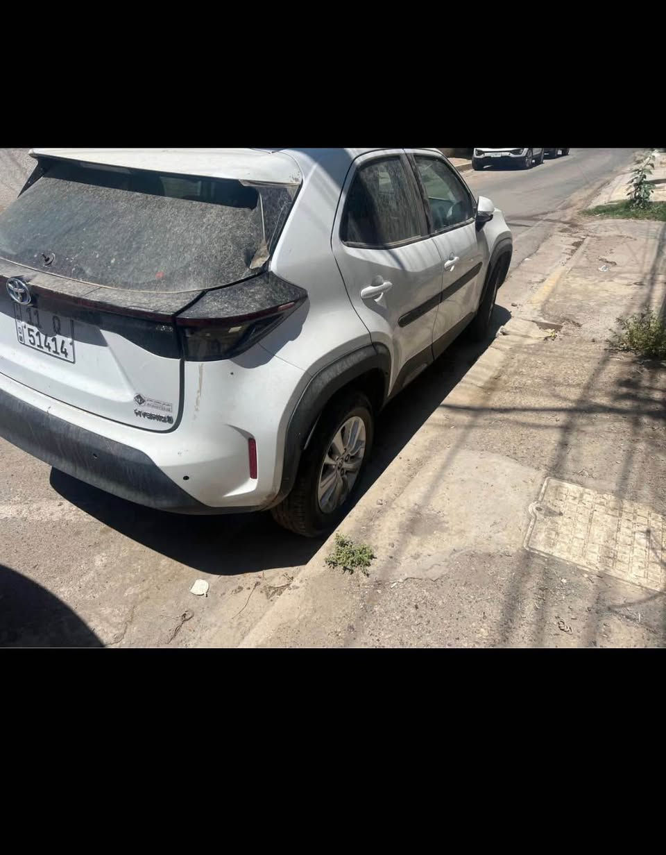 سلام عليكم سياره تويوتا يارس كروس 
هايبرد
موديل 2023
المحرك 1500
ماشيه 25,000  
رقم بغداد  تحول ثاني يوم
فول موصفات عده الفتحه 
شاشه 
بصمه 
تحكمات جيهتين 
رادار أمامي 
تحديد مسار
سايد بريك بصمه 
مانع انزلاق
هواي بعد بيه مواصفات 

السعر : 120

*********** للاتصال بغداد, العراق
