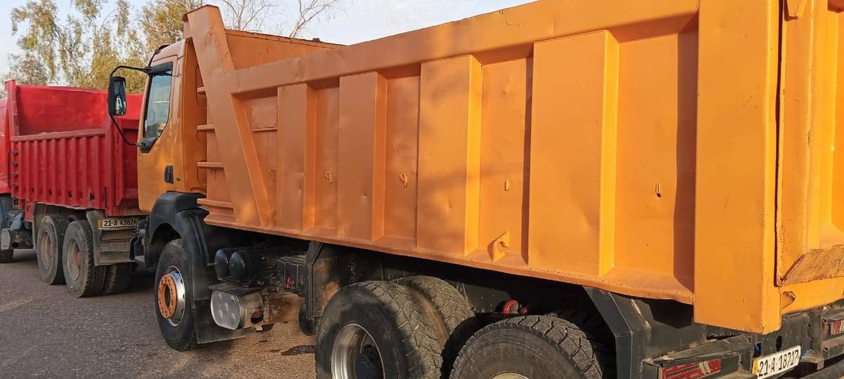 سلام عليكم ورحمه الله وبركاته 
للبيع سيارة رينو
 موديل ٢٠٠٢
 بمب نوزل 
حجم 400 محسن
گير  محرك  اكسل  بشرط
مجموعه جي اف
 تخم تأيرات
رقم سليمانية 
تحويل أصلي 
***********
