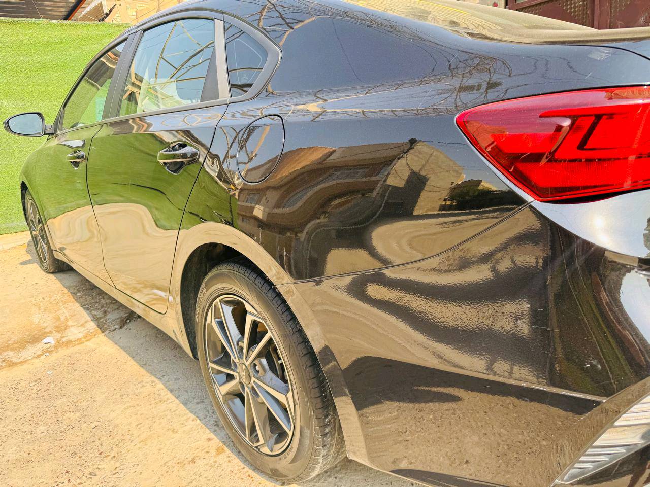 المسافه الماشيه أو المقطوعه 85 كم
