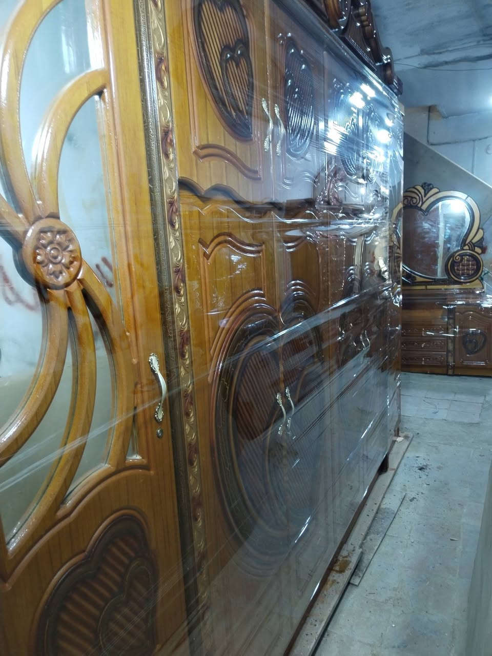 غرفه صاج البيع نضافه اخت الجديده السعر 800تصال***********
