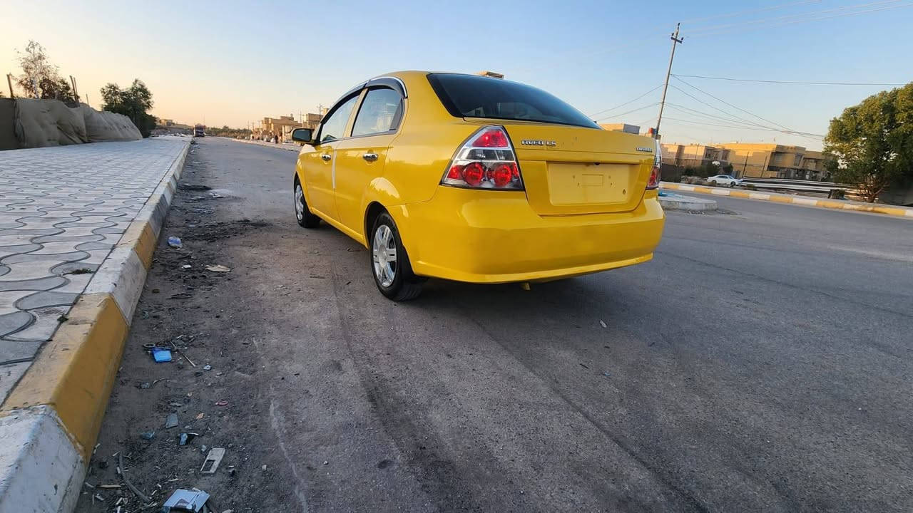 سلام عليكم افيو مويل 11مكفول من ضربه صبغ جماليه حداديه جديد سياره جاهز مصفره هيه قرامت مكينه 1400جديد كير جديد تبريد شرط بس منقص غاز سعر 52بيه مجال مراوس راوس شوف لعين مكان الناصريه سكان صناعي *********** الشطره, ذي قار
