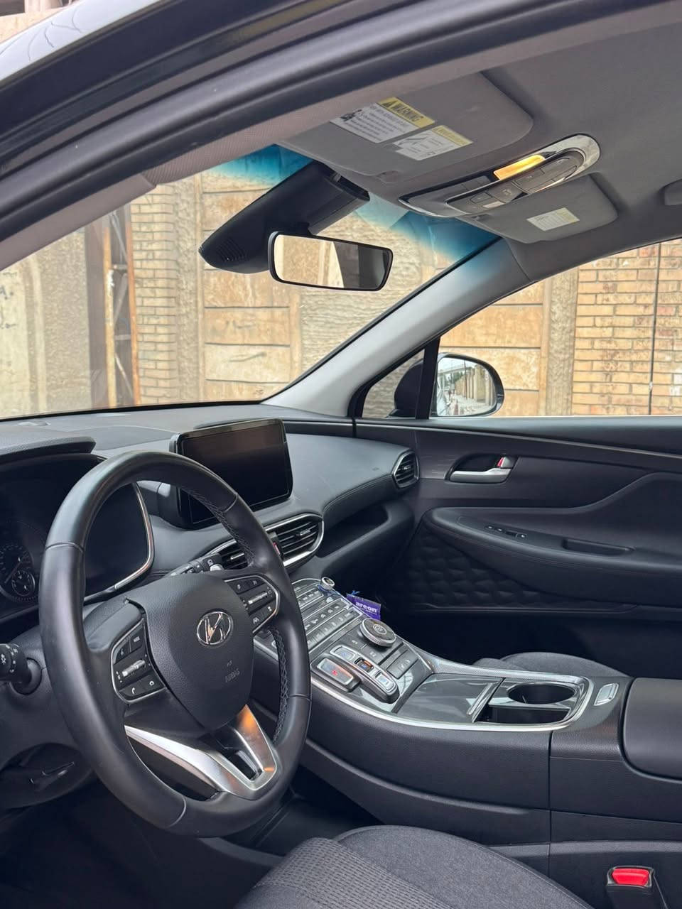 السلام عليكم..
سنتاڤيا موديل2023
مواصفات:
بصمة
تشغيل عن بعد
هندبريك كهرباء
كشن كهرباء
حادث موضح بالصور
بدون ايرباك
بدون صبغ السياره فقط بارد قليل بالجاملغ الايسر 
صندوق كهرباء
مكينة وگير مكفولة
السيارة على وضع الشركة 
تخم تاير جديد
ماشية 41 
مكان السيارة الكرادة 
رقم الهاتف ***********
