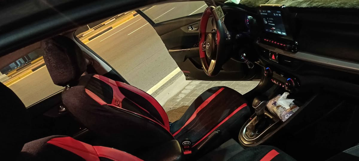 السلام عليكم ( أللهم صل على محمد وآل محمد عليهم السلااام )
فورتي 2019 حادث غرق نسبة الغرق10% للدوس ما واصل . بيهة ضربة بالمدكر الأمامي فقط راجع بارد ضربهة أبو ستوتة وهية واكفة ...
ماشية 78 مكينة 2000 دوش المرغوب رقم بصرة
تبريد جديد 
حدادية 1/1
طخم تايرات جدد 
شغل وأطلع بيهة الأربيل سيارة جاهزة ومكملة كما موضح بالصورة والحقيقة بعد أنضف وأرتب ان شاء الله
 متواجد في البصرة 
السعر قفل ( 130 ) 
*********** Singapore
