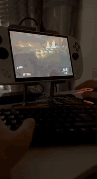 للبيع جهاز  كيمك محمول كل مواصفات يجي ويا كيبورت وموس ويد تحكم وقطعه مال موس وسمعات ومداخل وكل العب ينزل عنواني بغداد الوزيرية رقمي ***********
