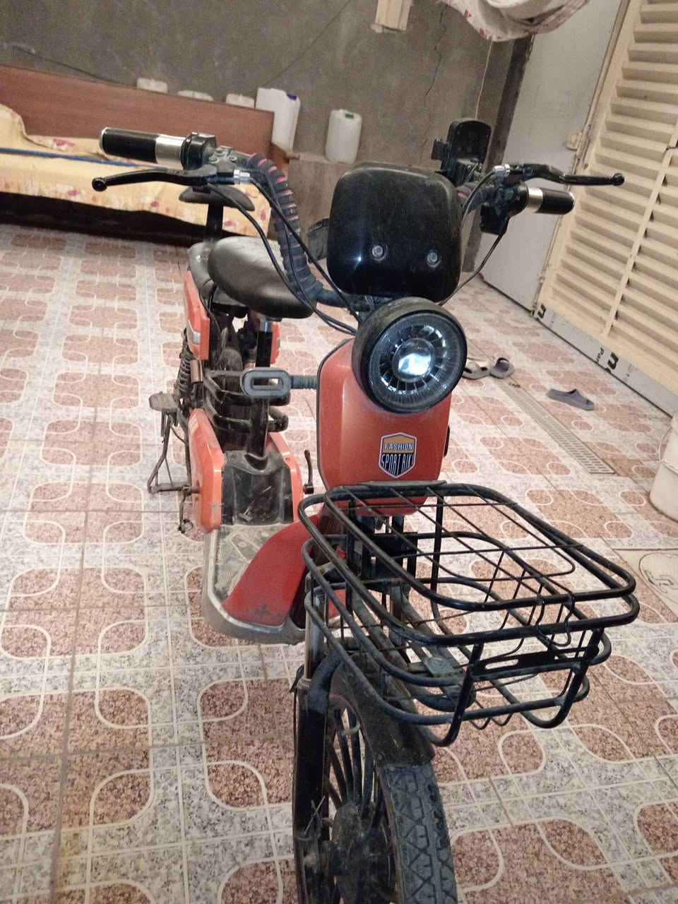 السلام عليكم دراجه شحن اللبيع السعر على الرقم *********** مكاني حله نادر الثانيه
