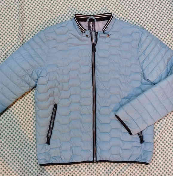 السلام عليكم 
قطع باله  اوربي نضافه 💯 
توصيل موجود لجميع المحافظات 

كل قطعه وسعرها لتواصل والحجز. خاص او واتساب. 

 ***********
