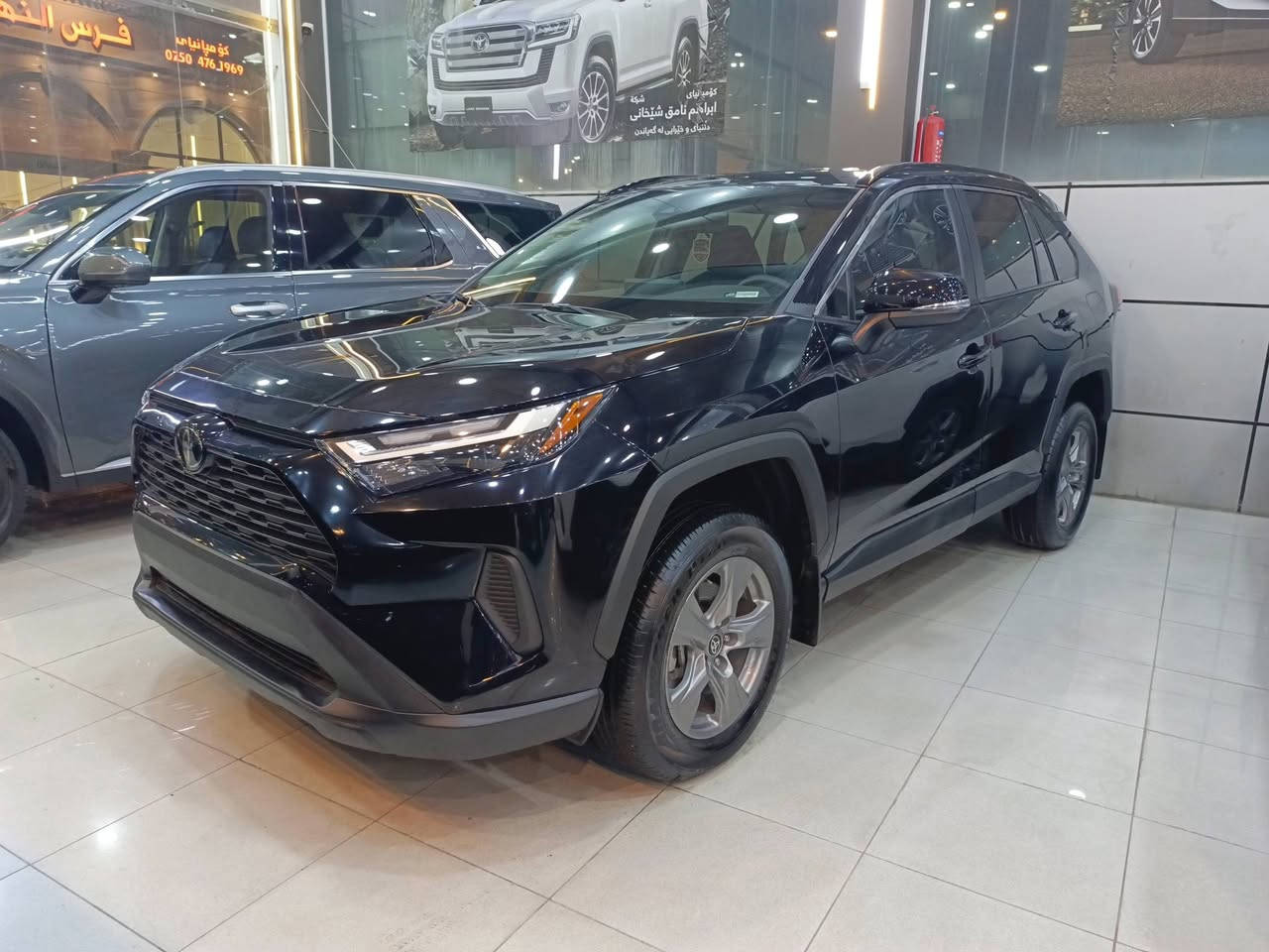 TOYOTA RAV4, XLE 2024
الون اسود
 السيارة بابين صبغ بدون دواخل بدون ارباك
السيارة ماشيه : 3500 mil
حجم المحرك 4 سلندر (2.5L)
مواصفات XLE :
شاشة 
بصمة ابواب
نظام سماعات JBL
تبريد قطعتين
رادار أمامي
تحديد مسار
رادار جانبي (نقاط عمياء)
رادار خلفي
اوتو ستارت (Auto start)
اوتو ستوب(Auto Stop)
هاند بريك بصمة
اوتو هولد(Auto Hold)
تحكم وضعيات القيادة ECO,NORMAL,SPORT
مانع انزلاق+ABS
حساسات خلفية+كاميرا
تحكمات استيرن
اشاير بالمري 
لايتات زينون و عدسه 
تبريد قطعتين 
وبقية مواصفات XLE المعروف

مكان اربيل 

تفاصيل اكثر اتصل رقم 

اسياسيل+واتساب _***********
